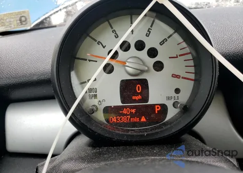 2013 Mini Cooper из США, поврежденный, VIN WMWSU3C53DT681830